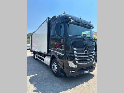 Mercedes-Benz actros 2548 in vendita da Ferrara Veicoli