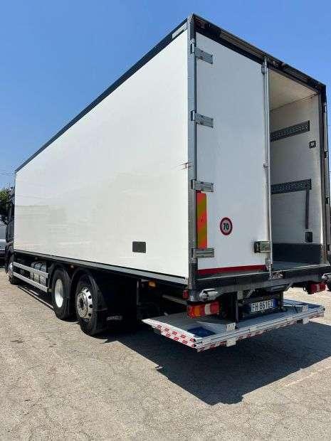 Mercedes-Benz actros 2548 Foto 4