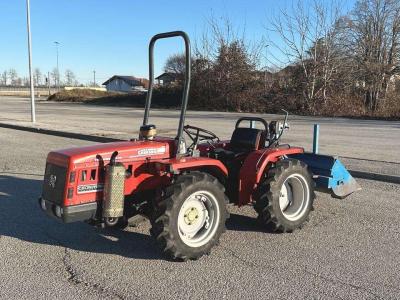 Antonio Carraro TIGRONE 5600 4X4 in vendita da Massucco T. Srl