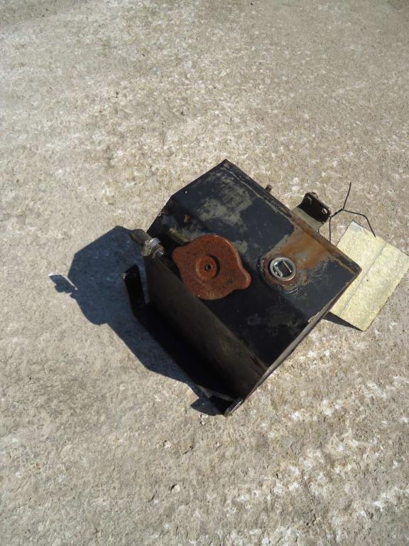 Vaschetta acqua per Fiat Hitachi W130 Foto 1