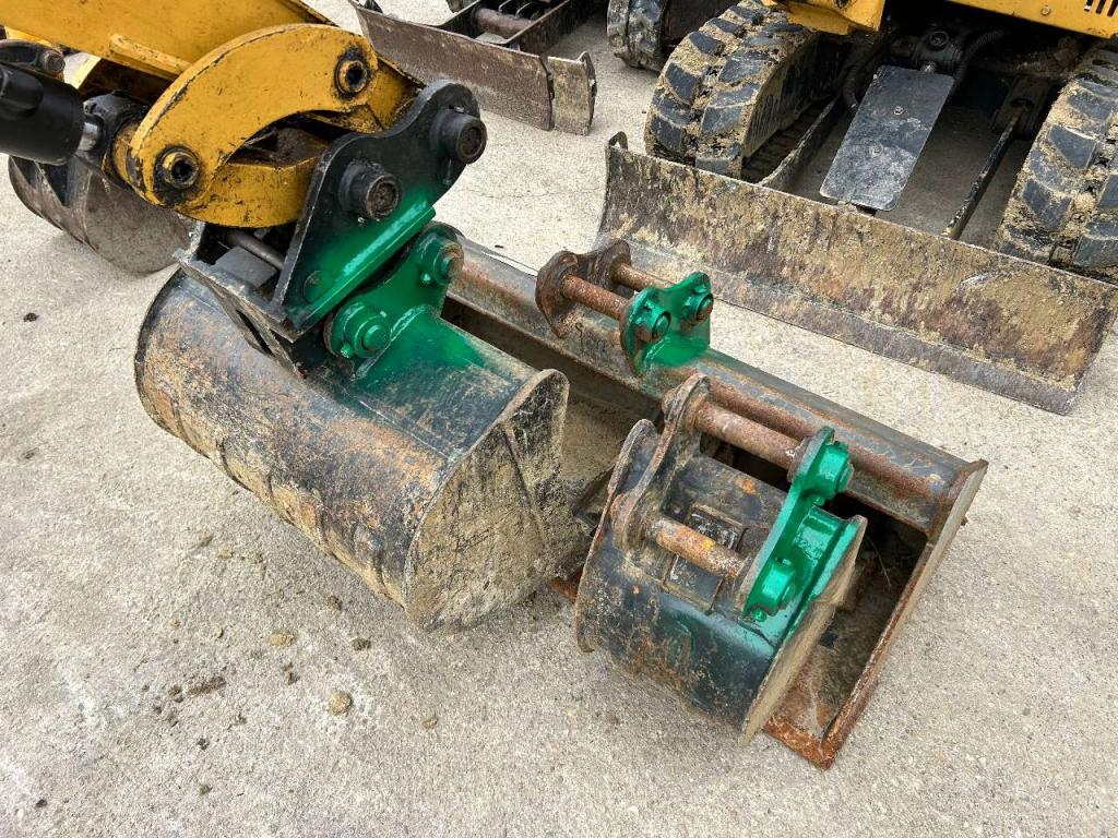 Caterpillar 301.6 Foto 2