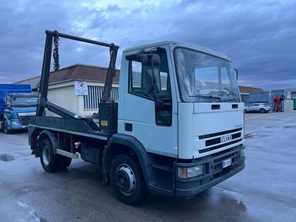 Iveco EUROCARGO 120E1S MULTIBENNA Foto 6