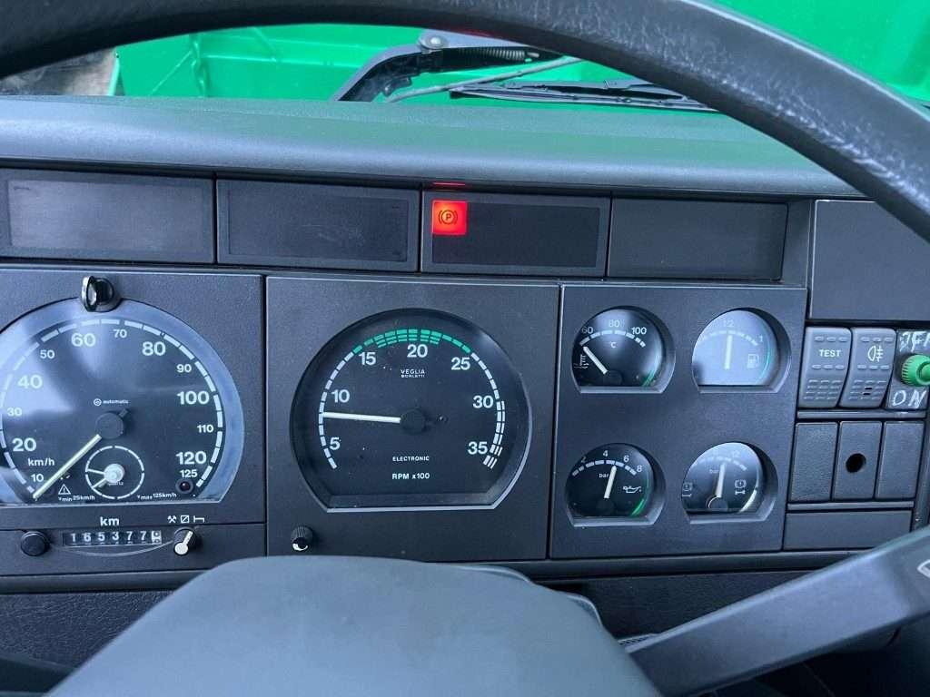 Iveco EUROCARGO 120E1S MULTIBENNA Foto 9