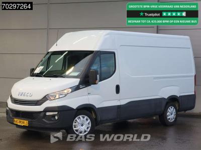 Iveco Daily 35S18 3.0L Automaat 3,5t Trekhaak 180PK L2H2 Airco Cruise Camera Euro6 L2 Airco Trekhaak Crui in vendita da BAS World B.V.
