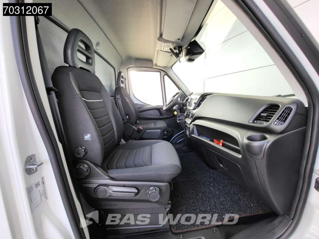 Iveco Daily For rent in Germany from €3.795 per month Cruise control Foto 21