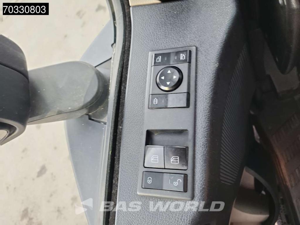 Mercedes-Benz Actros 1843 4X2 BigSpace NL-Truck Retarder 2x Tanks Foto 24