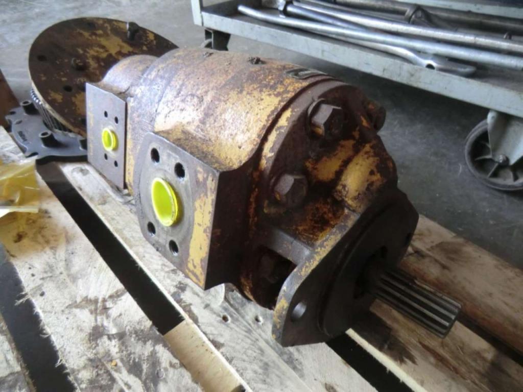 Pompa idraulica per Caterpillar 988B Foto 2