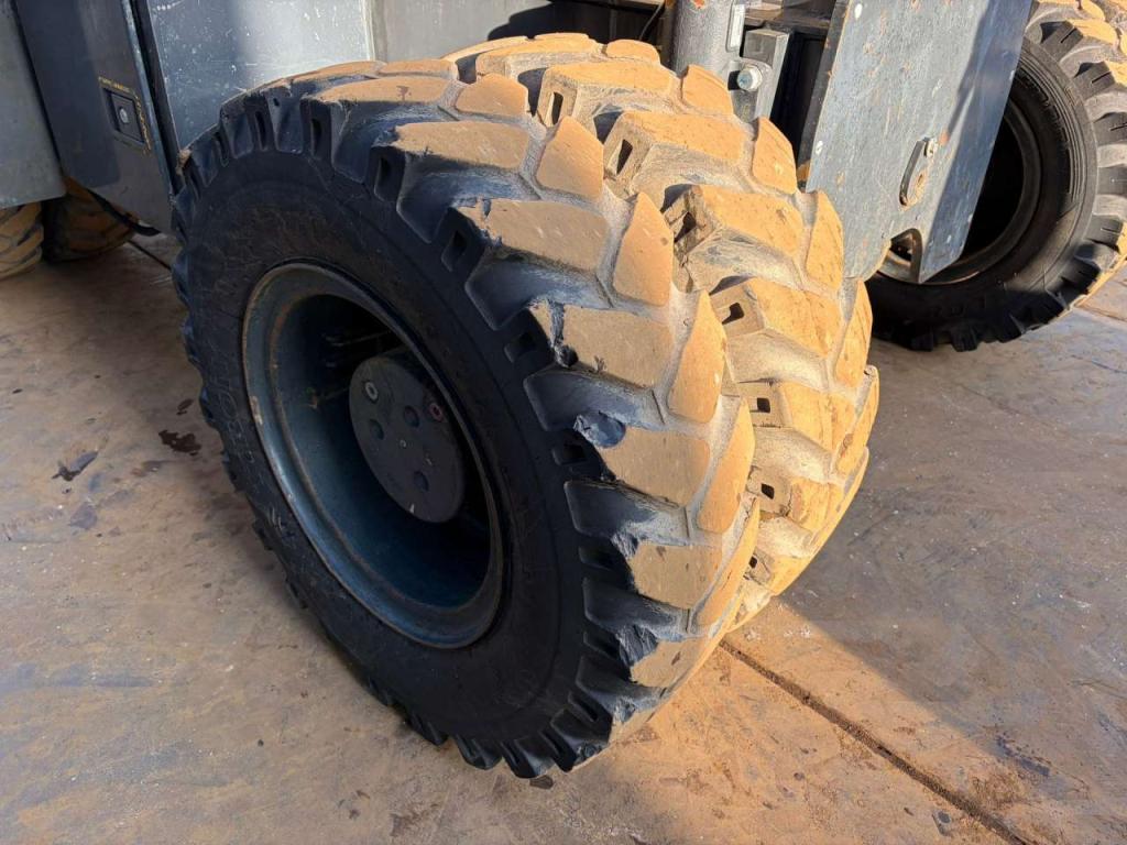 Komatsu PW148-10 Foto 12