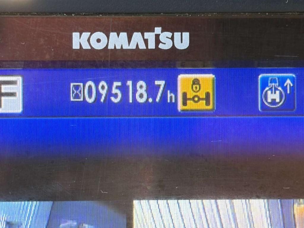 Komatsu PW148-10 Foto 19