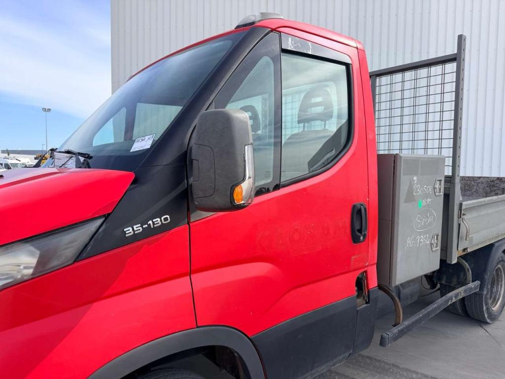 Iveco DAILY 35-130 Foto 14