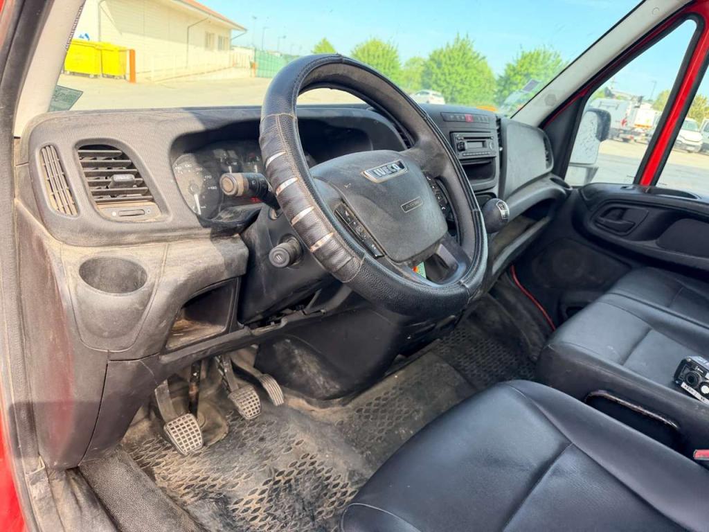 Iveco DAILY 35-130 Foto 15