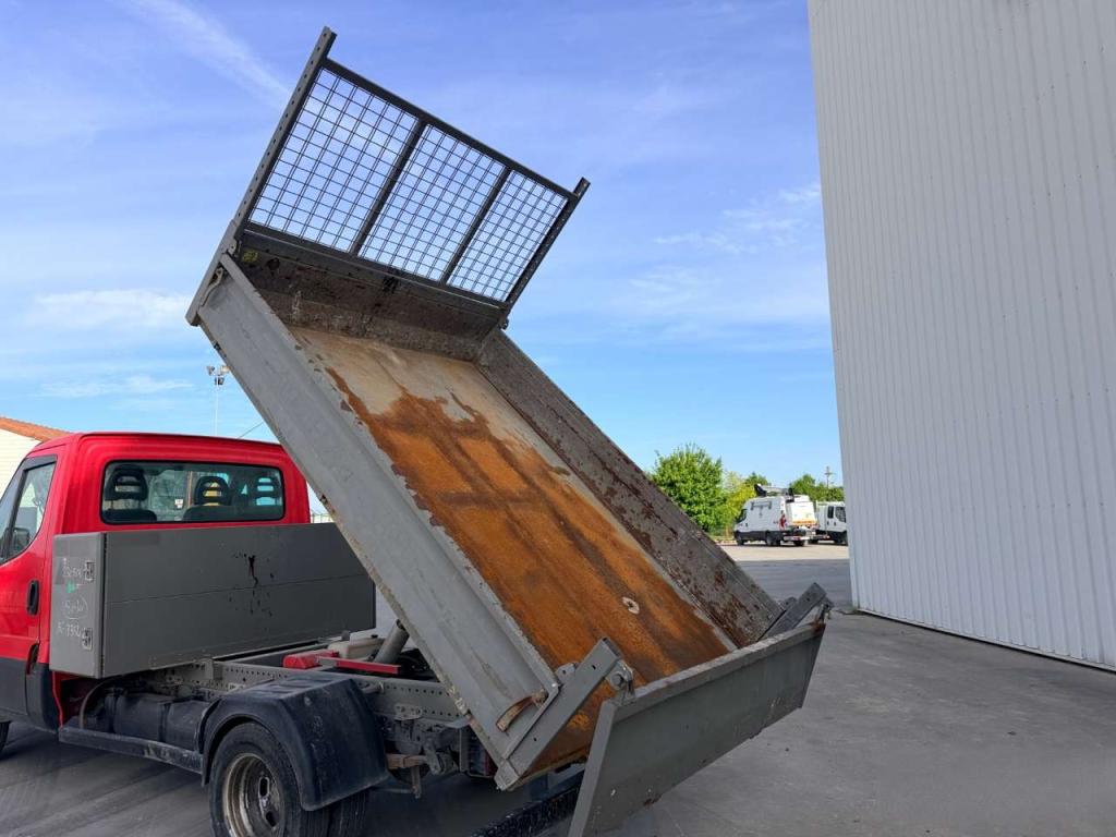 Iveco DAILY 35-130 Foto 4