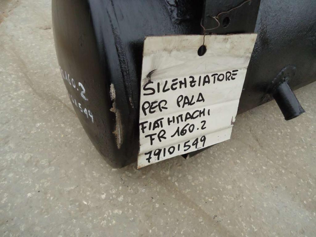 Silenziatore per Fiat Hitachi FR160.2 (CODICE 79101549) Foto 7