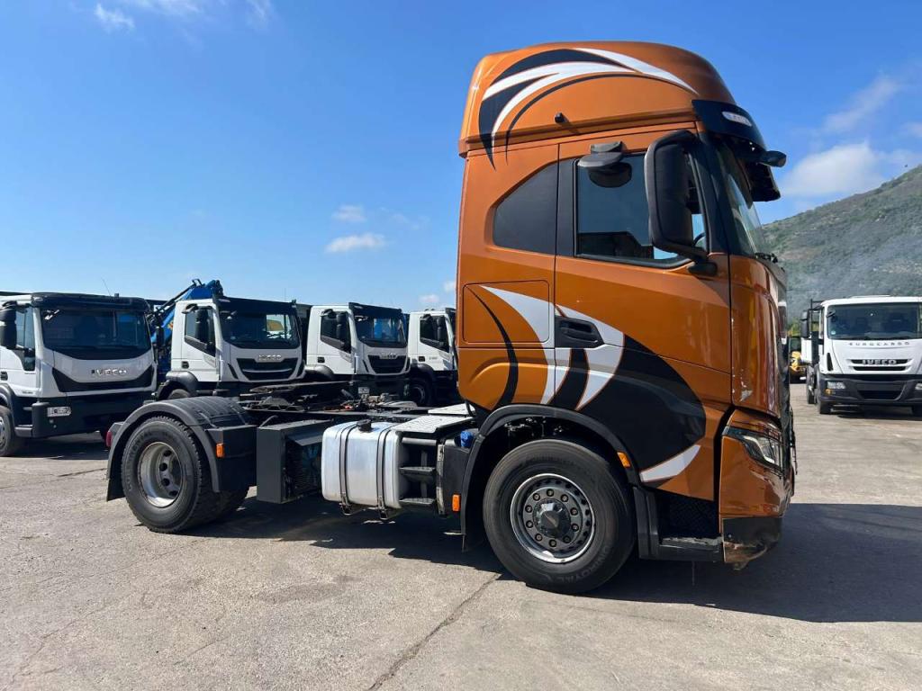 Iveco X-WAY 480 Foto 17