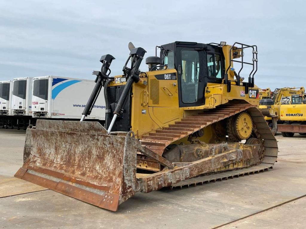 Caterpillar D6T LGP Foto 2
