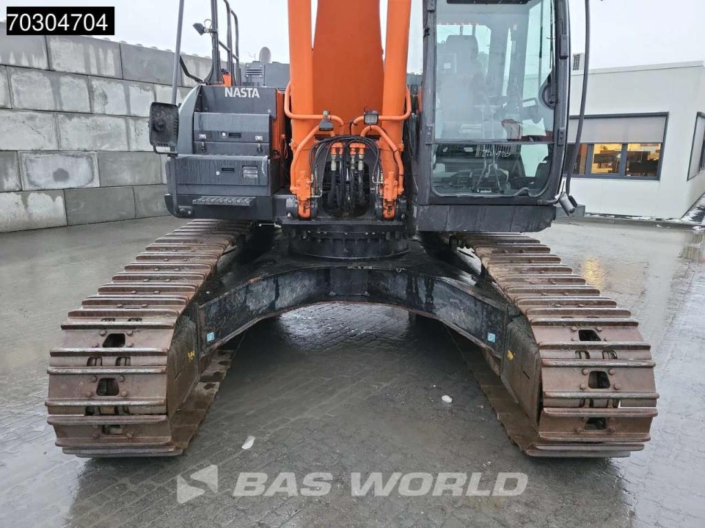 Hitachi ZX300 LC -6 Foto 10