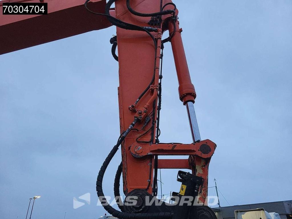 Hitachi ZX300 LC -6 Foto 14