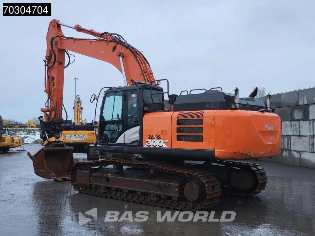 Hitachi ZX300 LC -6 Foto 3