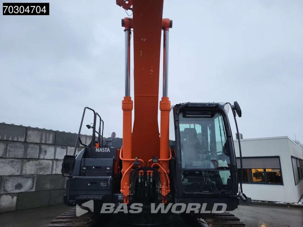 Hitachi ZX300 LC -6 Foto 9