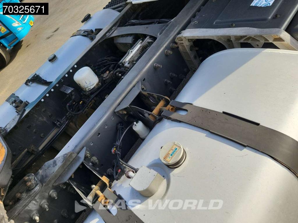 Volvo FH 460 4X2 2x Tanks Standklima Foto 14