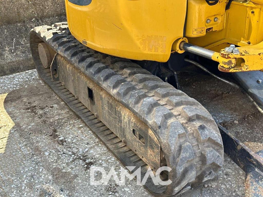 Komatsu PC26MR-3 Foto 18