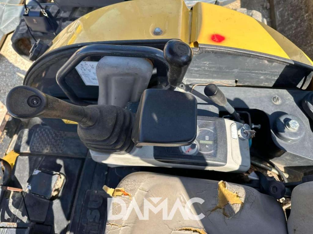 Komatsu PC26MR-3 Foto 21