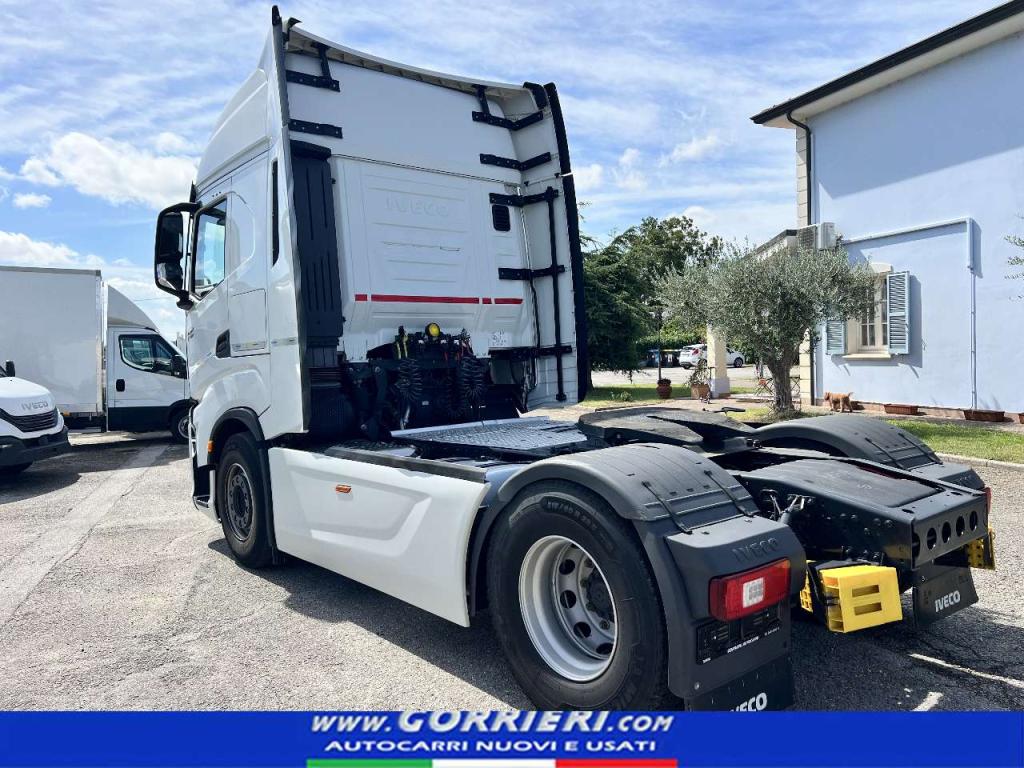 Iveco AS440S49TP Foto 3