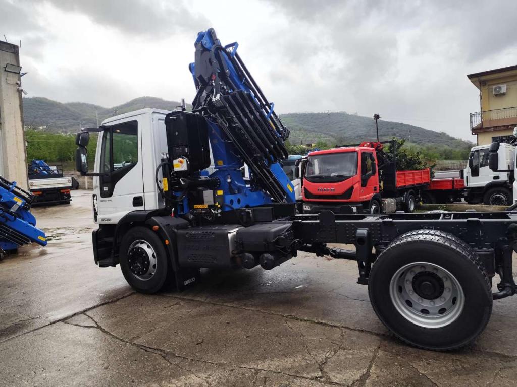 Iveco EUROCARGO 180-250 Foto 10