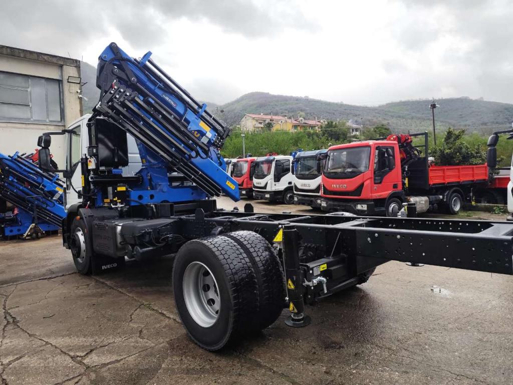Iveco EUROCARGO 180-250 Foto 19