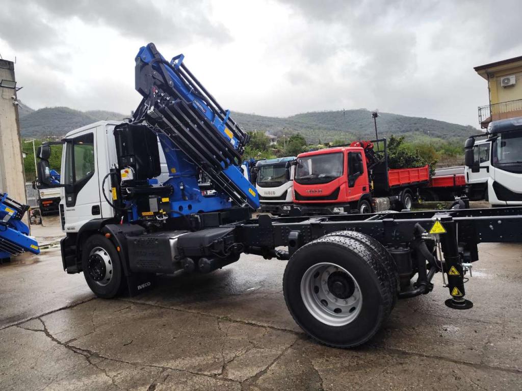 Iveco EUROCARGO 180-250 Foto 30