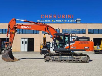 Hitachi ZX 300 LCN-7 M in vendita da A. Cherubini & Figli Srl
