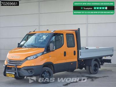 Iveco Daily 35C21 3.0 210PK Black Edition 2025model Dubbel Cabine Open laadbak 3.5t Trekhaak CarPlay ACC in vendita da BAS World B.V.