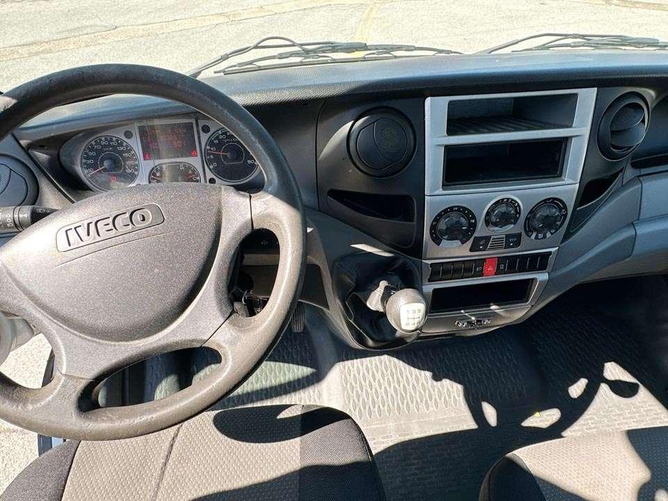 Iveco DAILY 35C13 4X2 Foto 16