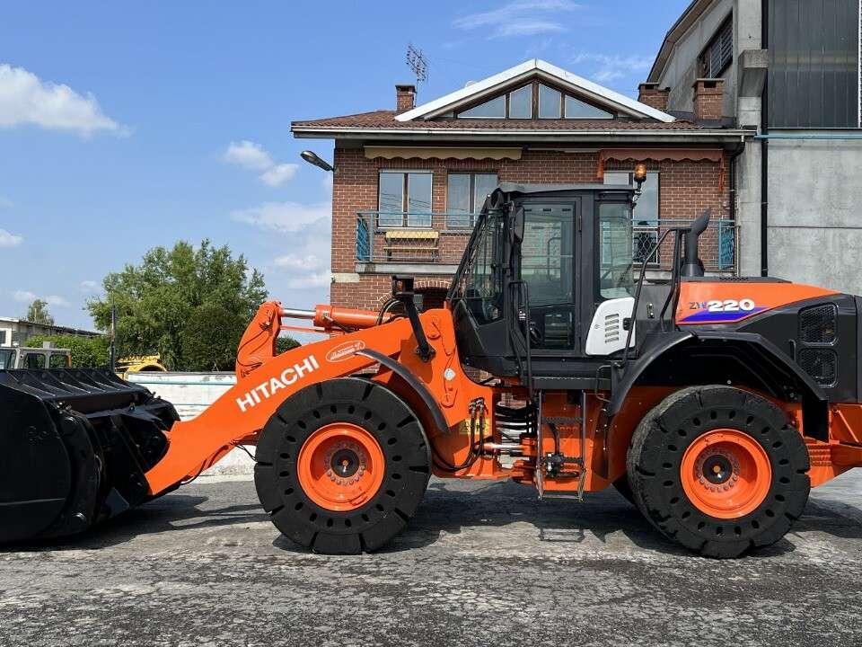 Hitachi ZW220-5B Foto 2