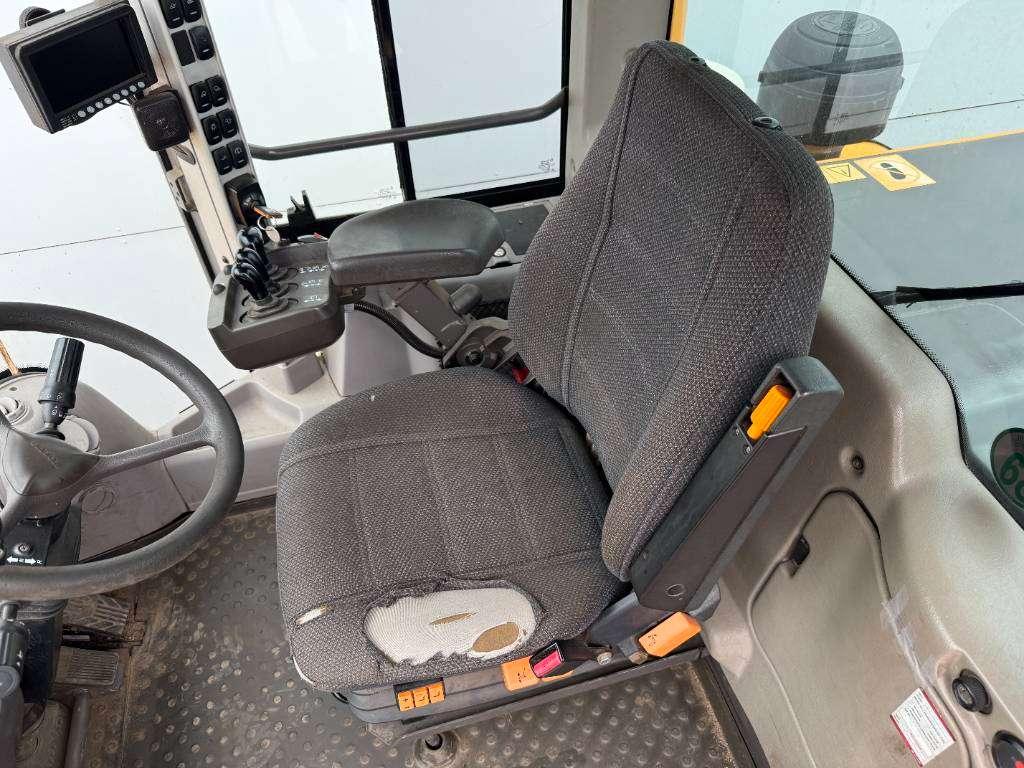 Volvo L120G - Dutch Machine / 3rd Function Foto 7
