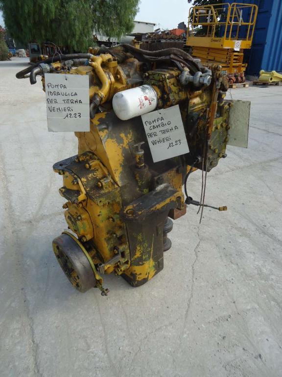 Trasmissione per Venieri 12.23 - MODELLO CLARK POWER SHIFT Foto 3
