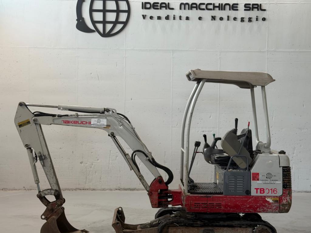 Takeuchi TB016 Foto 4