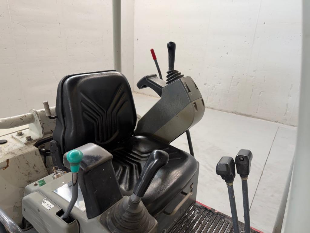Takeuchi TB016 Foto 8