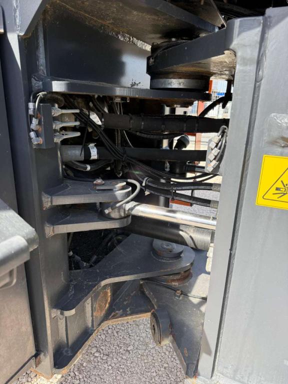 Doosan DL320-7 Foto 21