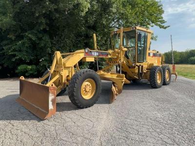 Caterpillar 12H 6X4 in vendita da Massucco T. Srl