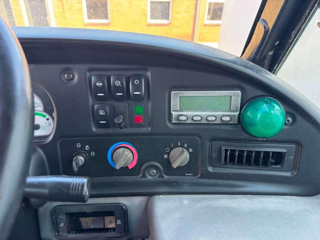 Caterpillar 725 - Dutch Machine / Body Heating Foto 11