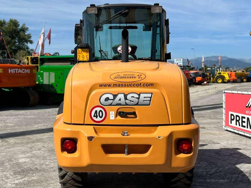 Case 221F 4x4 Foto 12