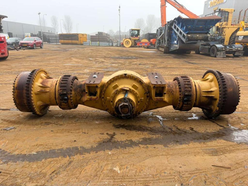 Caterpillar 990 axle Foto 5