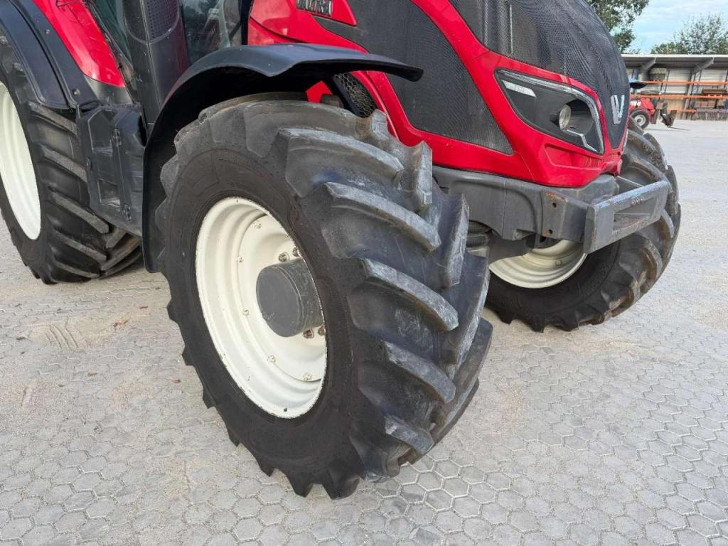 Valtra T 174 GOOD TIRES Foto 10