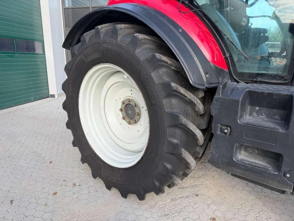 Valtra T 174 GOOD TIRES Foto 11