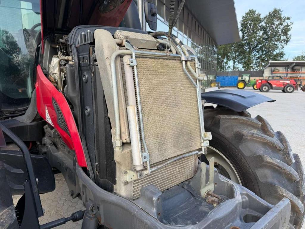 Valtra T 174 GOOD TIRES Foto 18