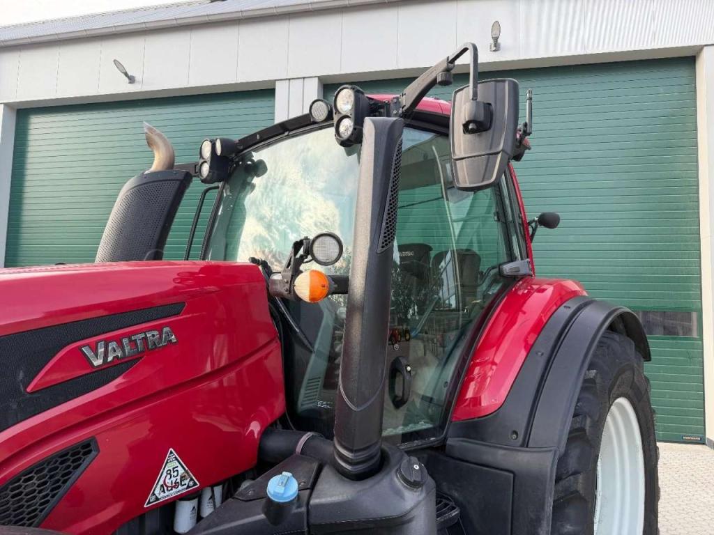 Valtra T 174 GOOD TIRES Foto 27