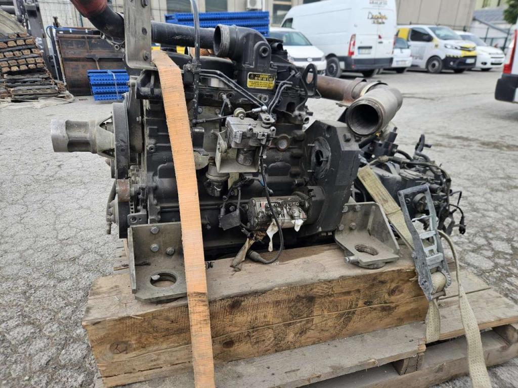 FPT IVECO CASE Cummins 445TA Motore a scoppio Foto 3