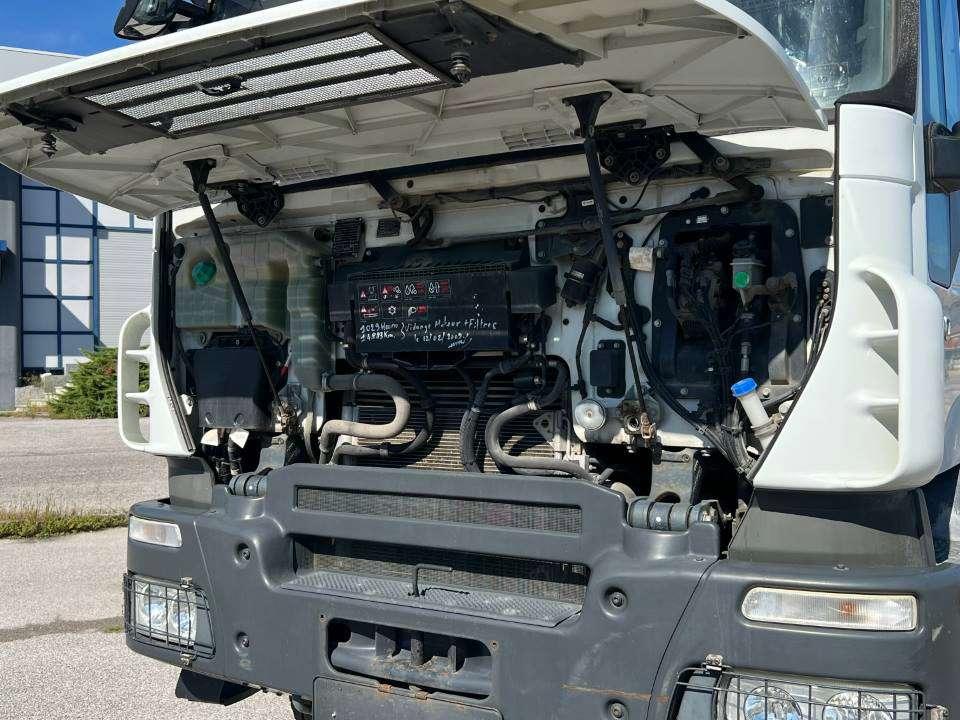 Iveco Trakker 410 8X4 Foto 9
