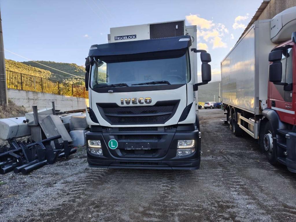 Iveco STRALIS HI-STREET 260S31 Foto 16